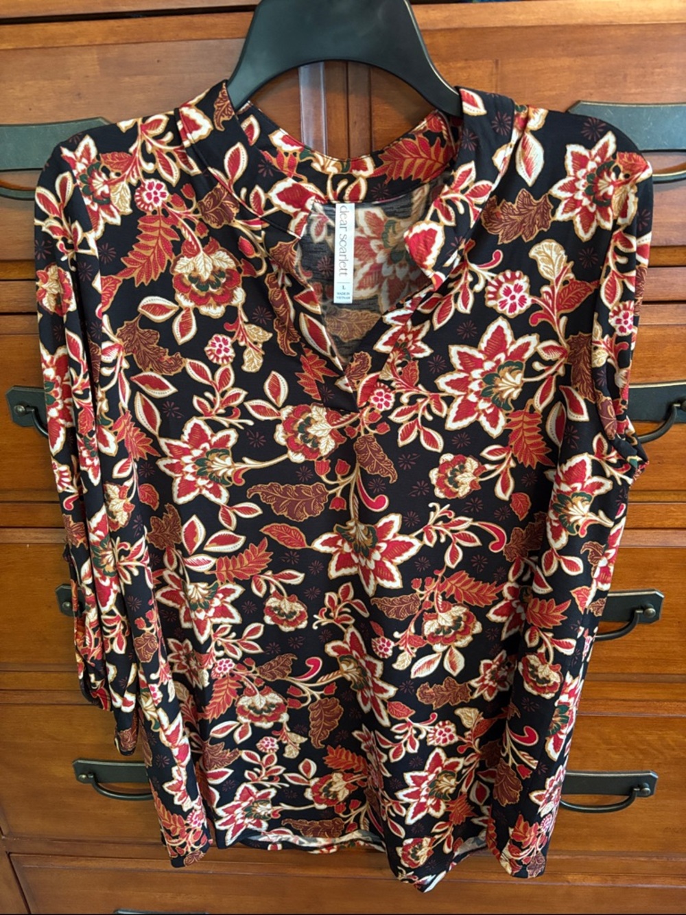 Dear Scarlett Lizzie Black Floral V-Neck Long Sleeve Blouse